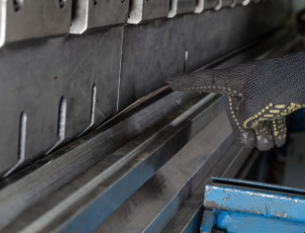 Corte guilhotina: funcionamento, aplicações e vantagens